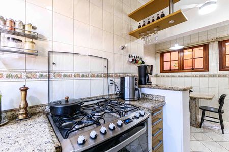 Casa para alugar com 391m², 3 quartos e 2 vagasCozinha