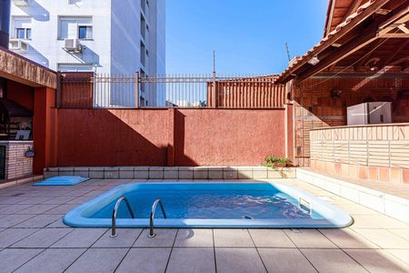 Casa para alugar com 391m², 3 quartos e 2 vagasÁrea comum - Piscina