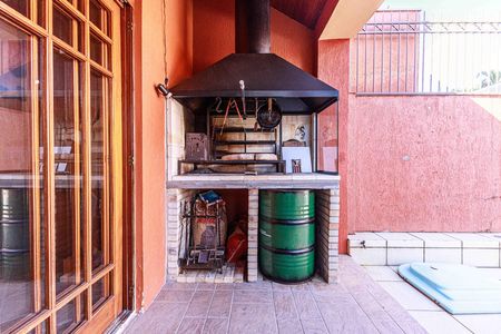 Casa para alugar com 391m², 3 quartos e 2 vagasÁrea comum - Churrasqueira