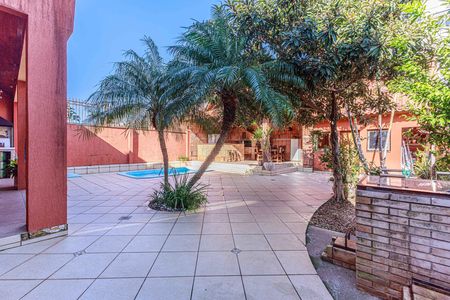 Casa para alugar com 391m², 3 quartos e 2 vagasÁrea comum - Piscina