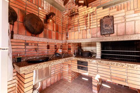 Casa para alugar com 391m², 3 quartos e 2 vagasÁrea comum - Churrasqueira