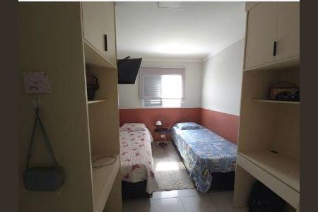 Apartamento à venda com 70m², 2 quartos e 1 vaga