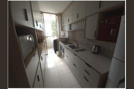 Apartamento à venda com 70m², 2 quartos e 1 vaga