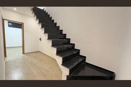Casa à venda com 130m², 3 quartos e 2 vagas
