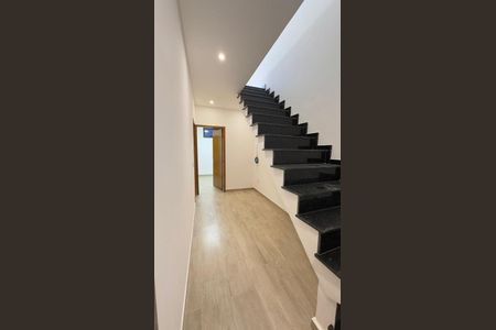 Casa à venda com 3 quartos, 130m² em Jardim Paraventi, Guarulhos