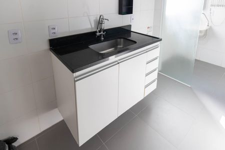 Apartamento à venda com 42m², 2 quartos e 2 vagas Apartamento à venda com 42m², 2 quartos e 2 vagasCozinha e Área de Serviço