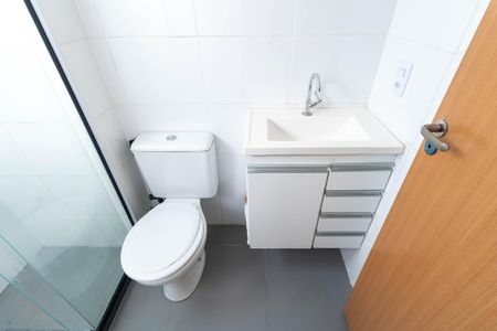 Apartamento à venda com 42m², 2 quartos e 2 vagas Apartamento à venda com 42m², 2 quartos e 2 vagasBanheiro