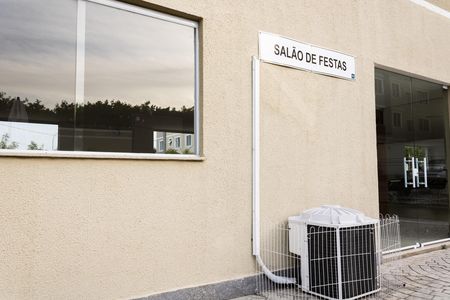 Apartamento à venda com 42m², 2 quartos e 2 vagas Apartamento à venda com 42m², 2 quartos e 2 vagasÁrea comum - Salão de festas