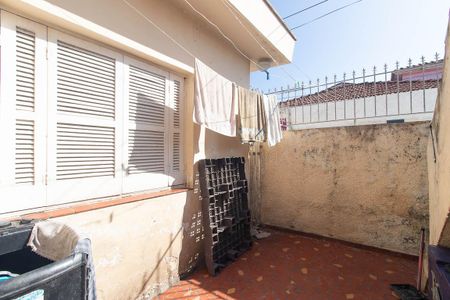 Casa à venda com 128m², 2 quartos e 1 vagaQuintal