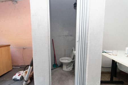 Casa à venda com 128m², 2 quartos e 1 vagaSalão