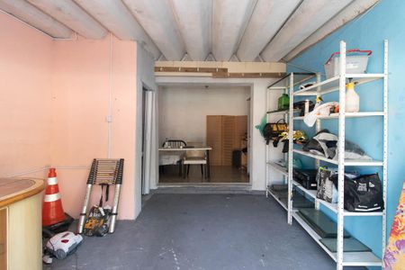 Casa à venda com 128m², 2 quartos e 1 vagaSalão