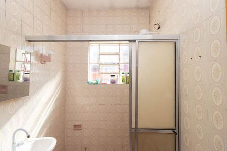 Casa à venda com 128m², 2 quartos e 1 vagaBanheiro
