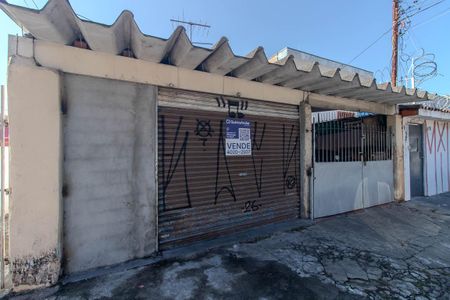 Casa à venda com 128m², 2 quartos e 1 vagaFachada