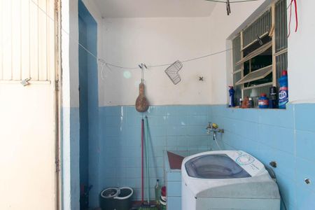 Casa à venda com 128m², 2 quartos e 1 vagaÁrea de Serviço