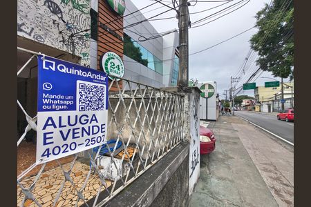 Apartamento à venda com 83m², 2 quartos e 1 vaga Apartamento à venda com 83m², 2 quartos e 1 vagaPlaca