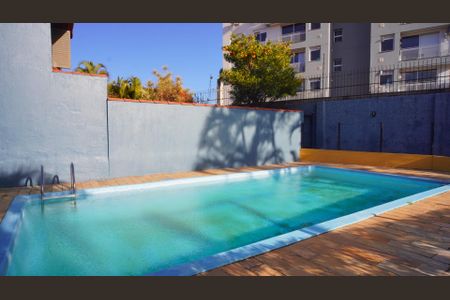 Casa à venda com 165m², 4 quartos e 2 vagasÁrea comum - Piscina