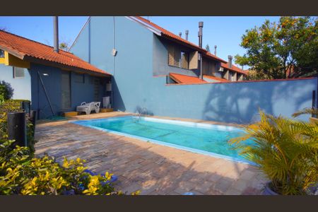 Casa à venda com 165m², 4 quartos e 2 vagasÁrea comum - Piscina