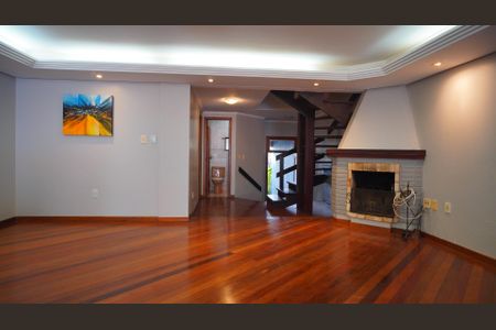 Casa à venda com 165m², 4 quartos e 2 vagasSala 