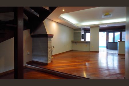 Casa à venda com 165m², 4 quartos e 2 vagasSala 