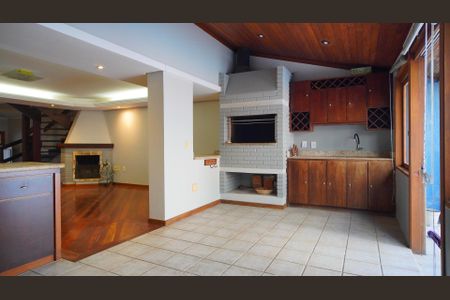 Casa à venda com 165m², 4 quartos e 2 vagasÁrea gourmet 