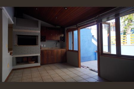 Casa à venda com 165m², 4 quartos e 2 vagasÁrea gourmet 