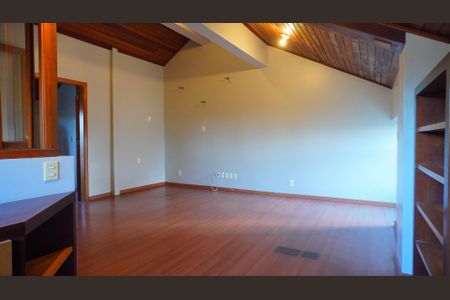 Casa à venda com 165m², 4 quartos e 2 vagasCobertura 