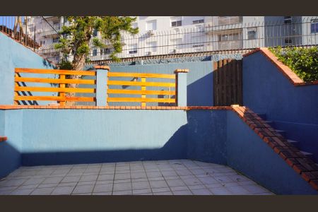 Casa à venda com 165m², 4 quartos e 2 vagasPátio fundos 