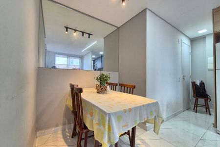 Apartamento à venda com 65m², 2 quartos e 1 vaga Apartamento à venda com 65m², 2 quartos e 1 vagaSala de Jantar