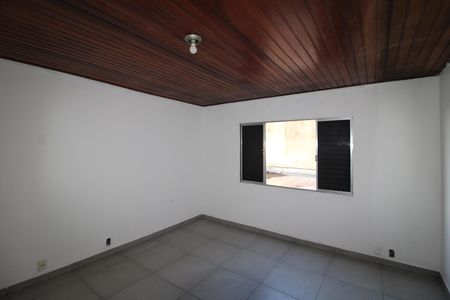 Casa para alugar com 94m², 2 quartos e 1 vagaQuarto 2