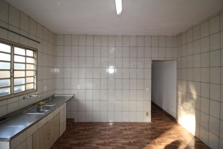 Casa para alugar com 120m², 3 quartos e 1 vagaCozinha