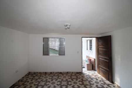 Casa para alugar com 80m², 2 quartos e 1 vagaSala