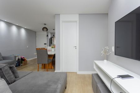 Sala de apartamento para alugar com 2 quartos, 58m² em Usina Piratininga, São Paulo