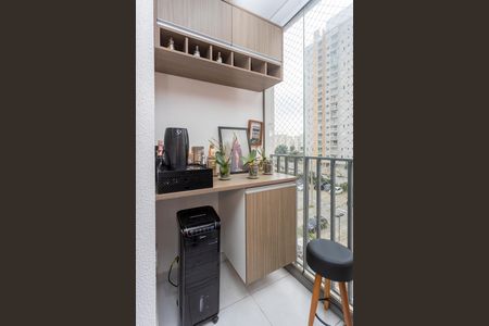 Apartamento para alugar com 58m², 2 quartos e 1 vagaSacada