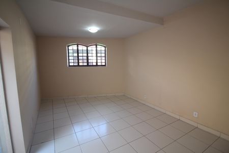 Casa à venda com 127m², 3 quartos e 1 vagaSala
