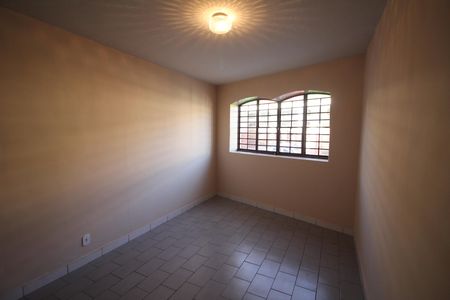 Casa à venda com 127m², 3 quartos e 1 vagaQuarto 2