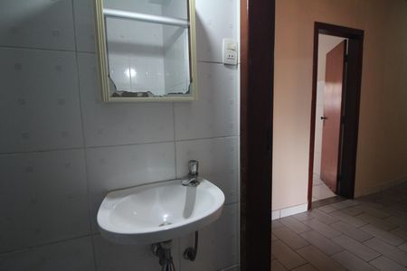 Casa à venda com 127m², 3 quartos e 1 vagaBanheiro 2