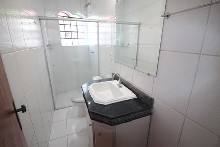Casa à venda com 127m², 3 quartos e 1 vagaBanheiro
