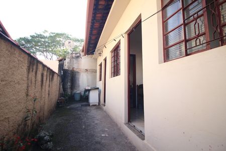 Quintal de casa à venda com 1 quarto, 49m² em Inconfidentes, Contagem
