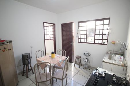 Cozinha de casa à venda com 1 quarto, 49m² em Inconfidentes, Contagem