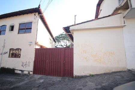 Fachada de casa à venda com 1 quarto, 49m² em Inconfidentes, Contagem