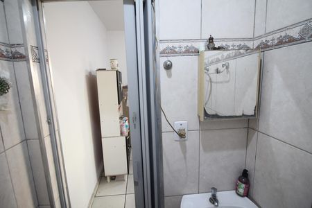 Banheiro de casa à venda com 1 quarto, 49m² em Inconfidentes, Contagem
