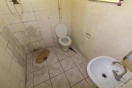 Casa para alugar com 100m², 2 quartos e sem vaga Casa para alugar com 100m², 2 quartos e sem vagaBanheiro