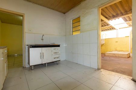 Casa para alugar com 100m², 2 quartos e sem vaga Casa para alugar com 100m², 2 quartos e sem vagaCozinha