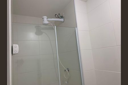 Banheiro de apartamento à venda com 2 quartos, 43m² em Parque Munhoz, São Paulo