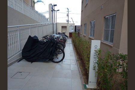 Apartamento à venda com 43m², 2 quartos e sem vaga Apartamento à venda com 43m², 2 quartos e sem vagaÁrea externa