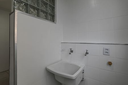 Apartamento para alugar com 65m², 2 quartos e 1 vagaÁrea de Serviço
