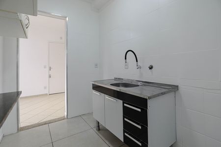 Apartamento para alugar com 65m², 2 quartos e 1 vagaCozinha