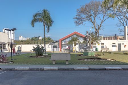 Apartamento para alugar com 65m², 2 quartos e 1 vagaFachada