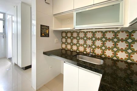 Apartamento para alugar com 100m², 3 quartos e 2 vagas Apartamento para alugar com 100m², 3 quartos e 2 vagasCozinha