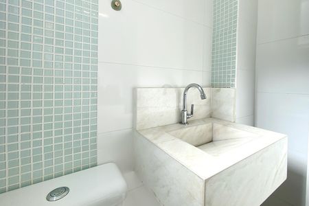 Apartamento para alugar com 100m², 3 quartos e 2 vagas Apartamento para alugar com 100m², 3 quartos e 2 vagasBanheiro de serviço
